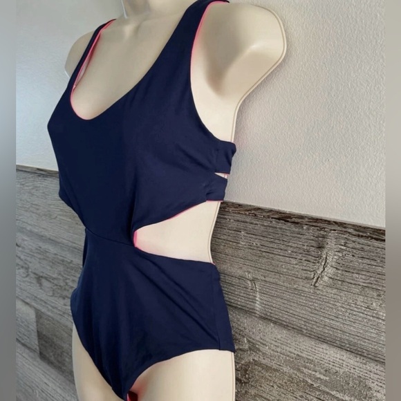 L Space Womens Rita Reversible Monokini One-Piece Swimsuit size 10 - Picture 2 of 5